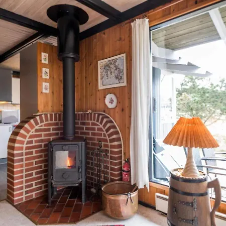 Holiday home Lxxix *